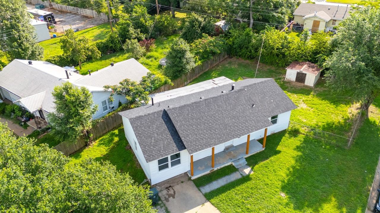 4000 Woodside Dr - Photo 5 of 24