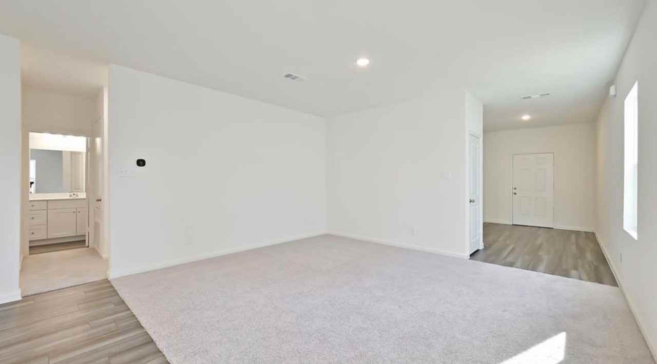 524 Halifax Ct - Photo 7 of 20