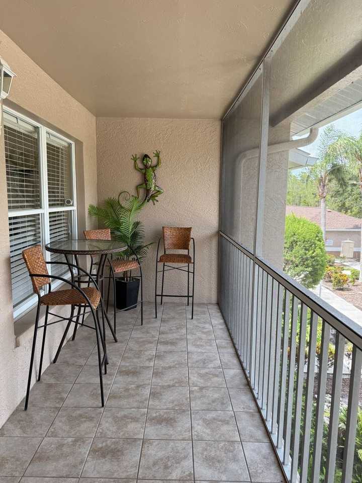 5320 Hyland Hills Ave - Photo 4 of 29