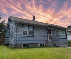 featured image of 542 E Chestnut St