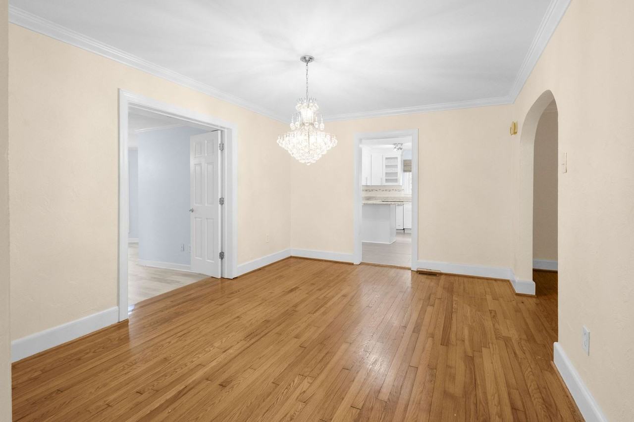 6333 Tuttle Ave - Photo 7 of 18