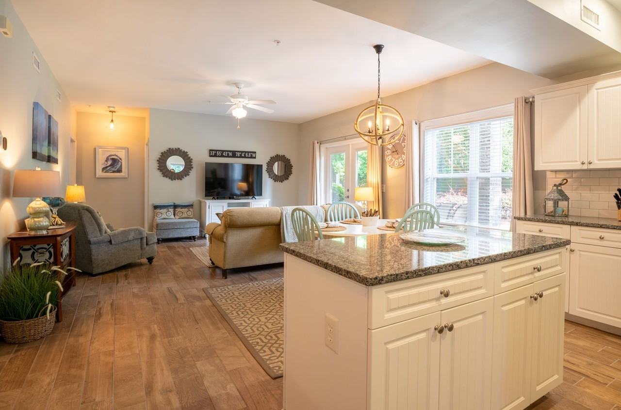 4136 South Harbor Serenity @ 4136 Vanessa Dr #5 - Photo 7 of 29