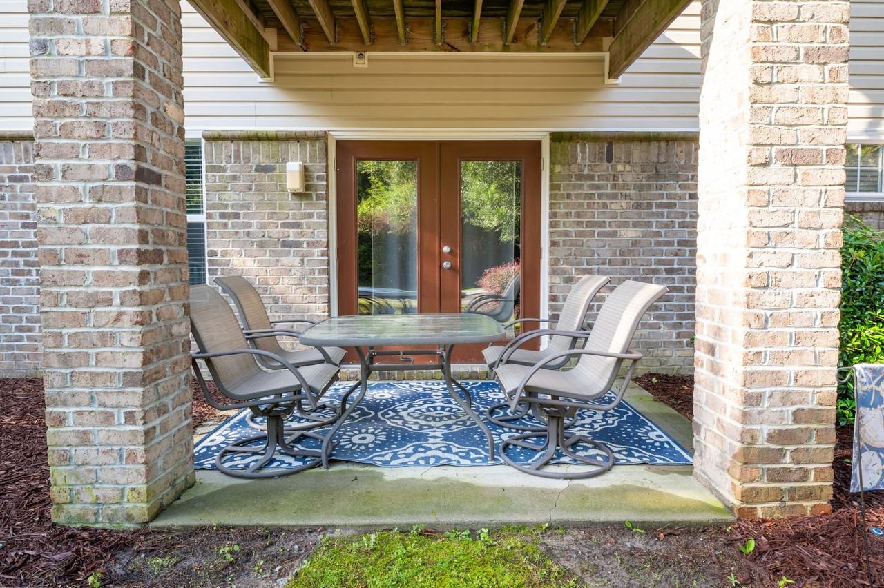 4136 South Harbor Serenity @ 4136 Vanessa Dr #5 - Photo 4 of 29