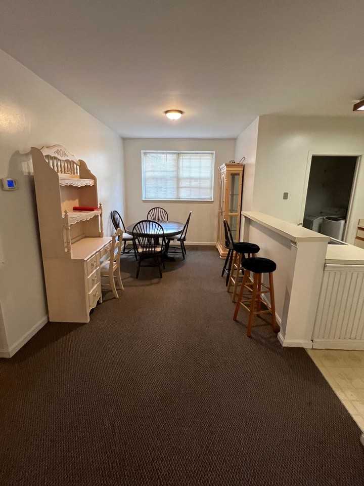 707 Christopher Dr - Photo 2 of 16