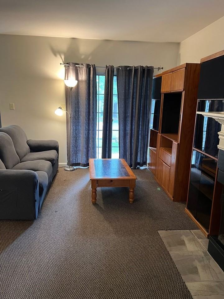 707 Christopher Dr - Photo 3 of 16