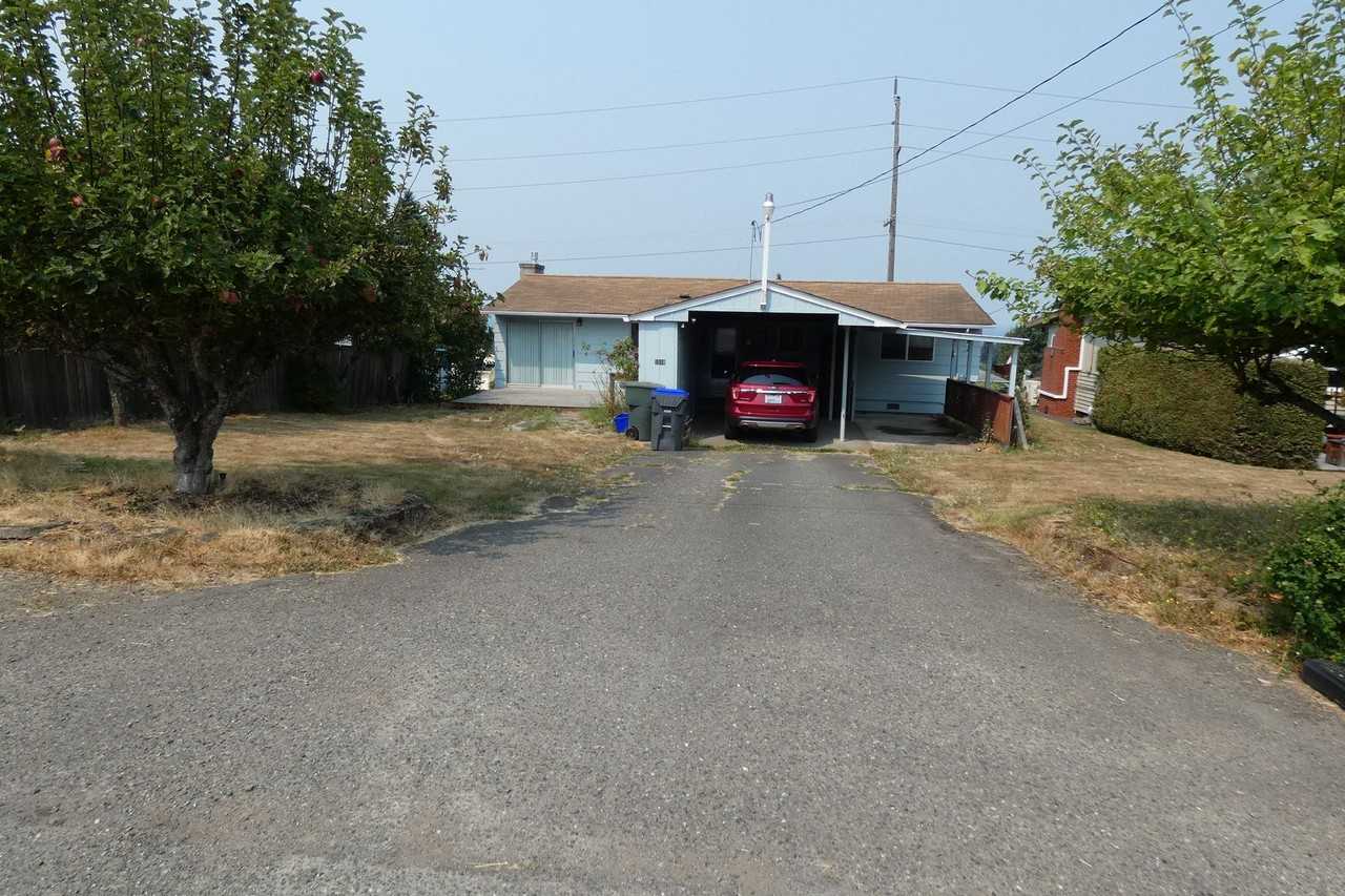 1818 E 4th St - Photo 3 of 22