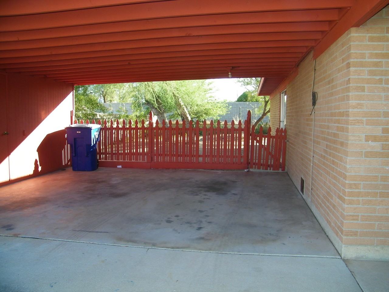 618 N Medford Dr - Photo 7 of 11