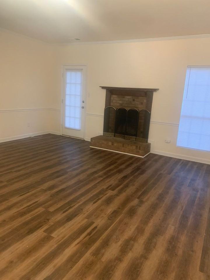 6104 Bushmills St - Photo 4 of 23