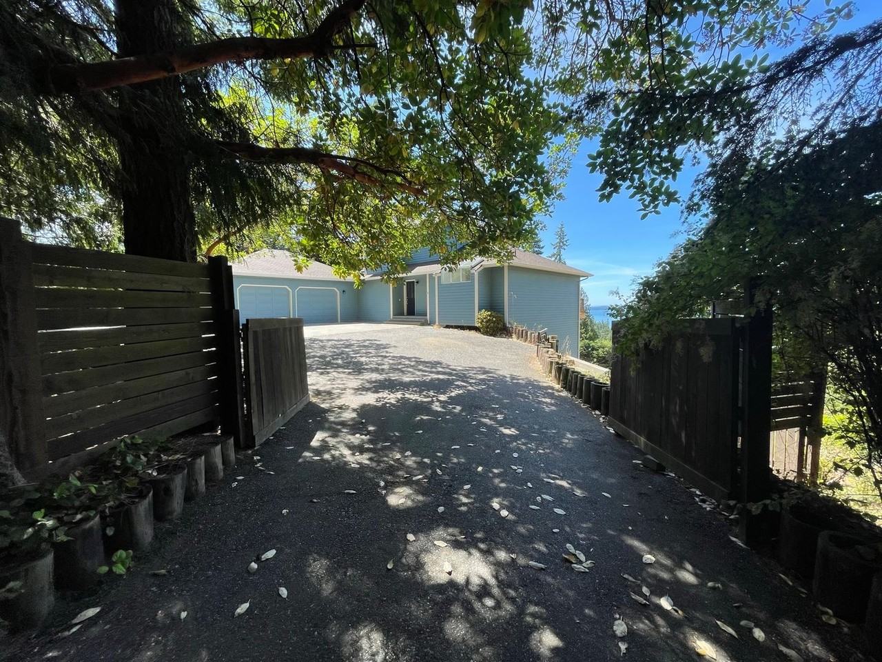 14076 Rosario Rd - Photo 2 of 46