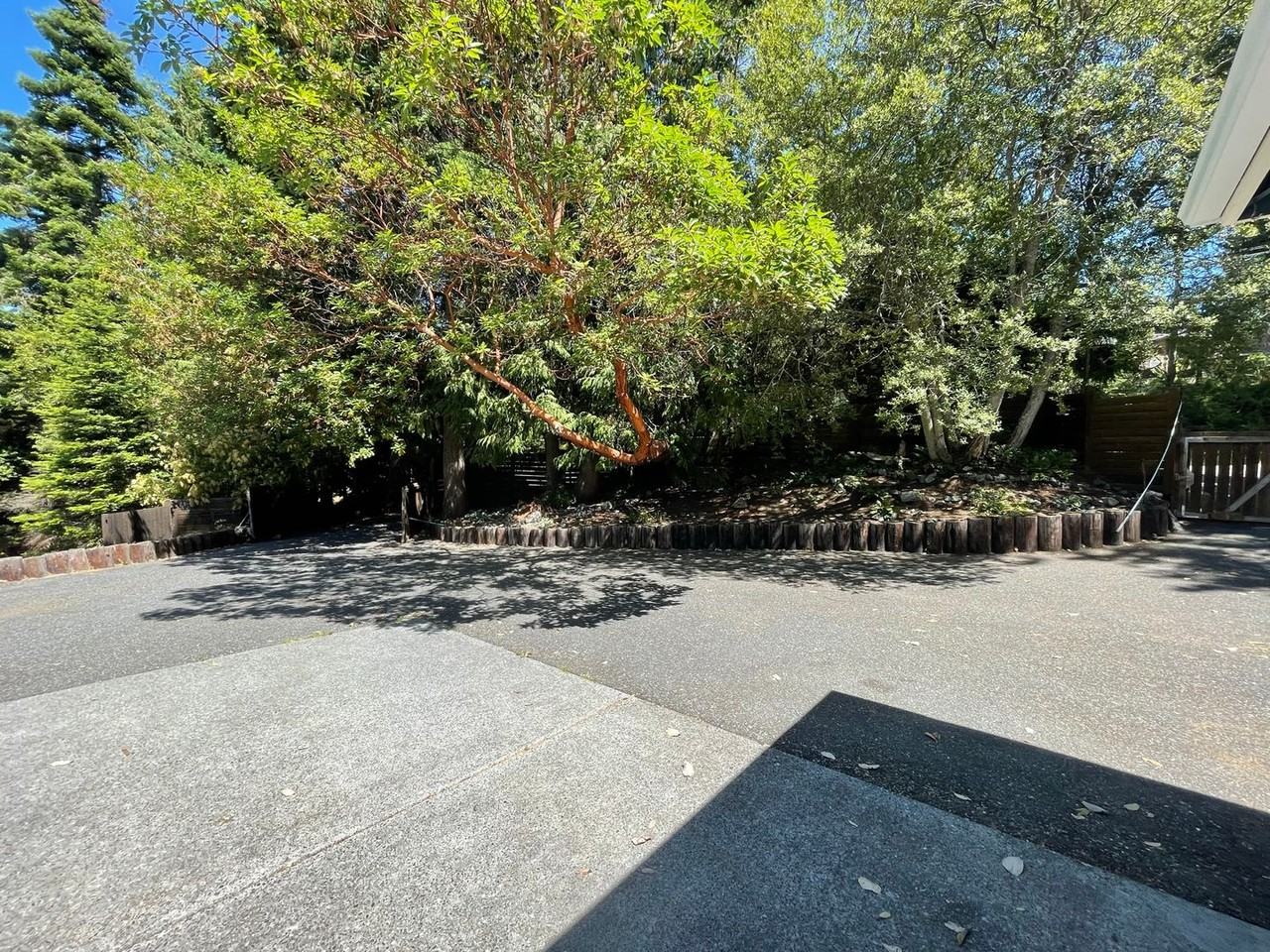 14076 Rosario Rd - Photo 3 of 46
