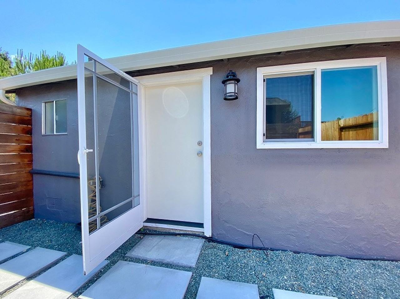 1407 Vale Ave - Photo 2 of 18