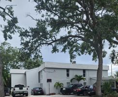 featured image of 101 N Fernwood Ave