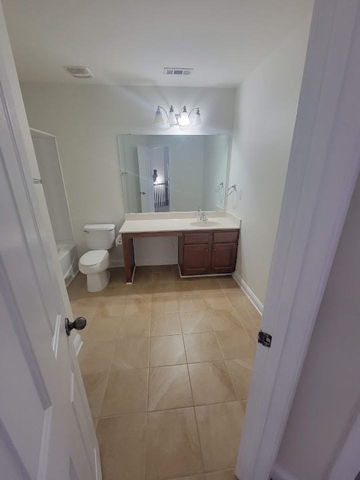 116 Silverspring Pl - Photo 5 of 16