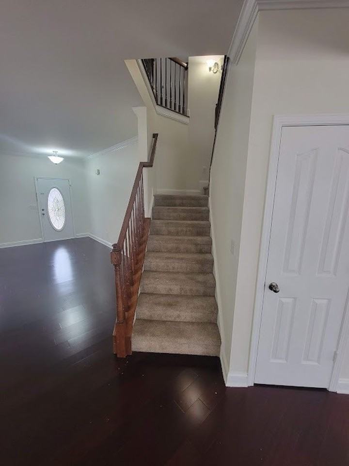 116 Silverspring Pl - Photo 6 of 16