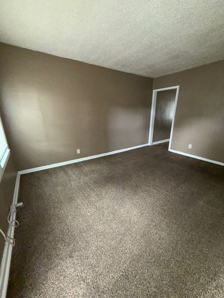 855 855 South Beverly - 1 #1 - Photo 3 of 9