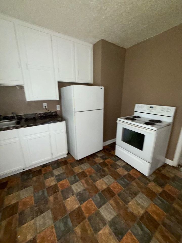 855 855 South Beverly - 1 #1 - Photo 4 of 9