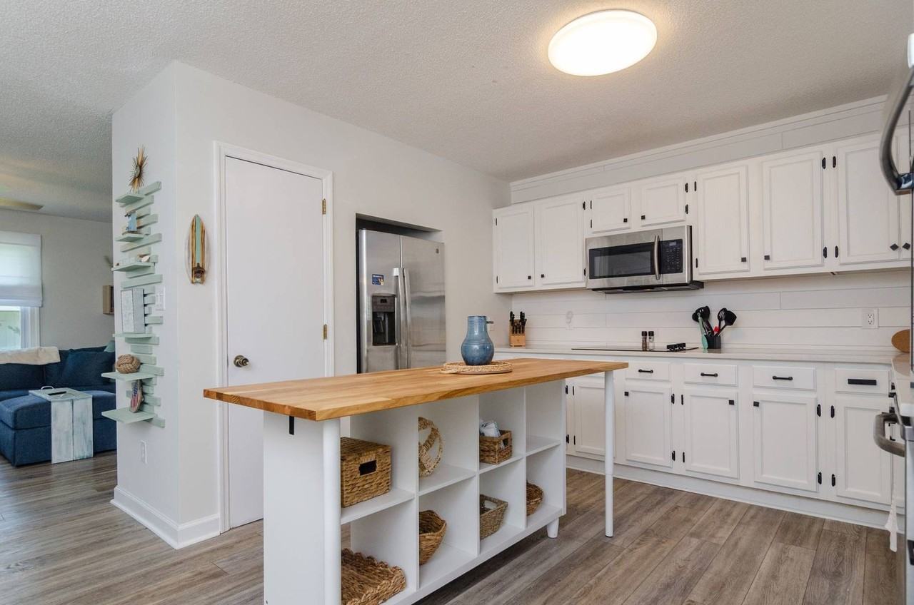 700 Charlotte Ave - Photo 5 of 43