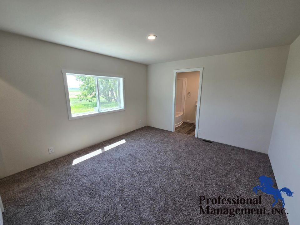 1435 Bighorn Rd #A - Photo 7 of 10