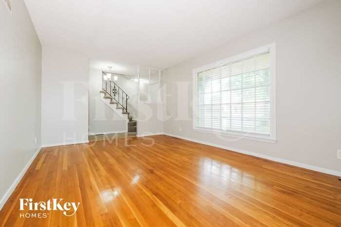 3908 S Summit Ridge Dr - Photo 3 of 16