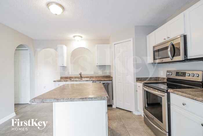 2761 Whispering Trails Dr - Photo 2 of 6