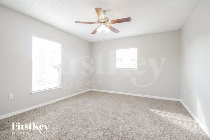 2761 Whispering Trails Dr - Photo 3 of 6