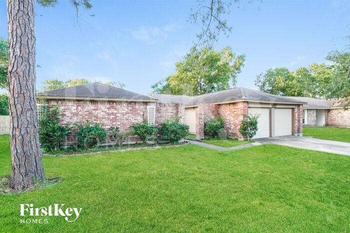 2906 Heritage House Dr - Photo 2 of 16