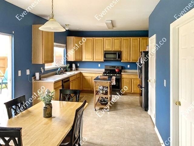 3902 Scotsmoore Dr - Photo 2 of 15