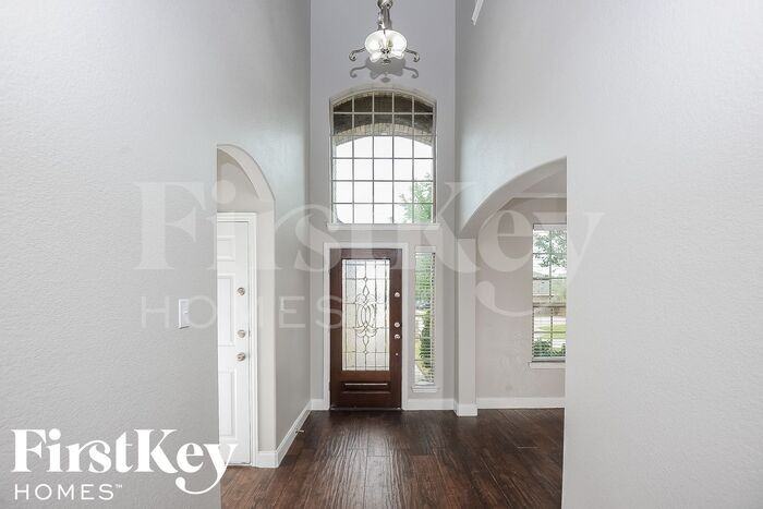 5701 Fountain Flat Dr - Photo 2 of 15