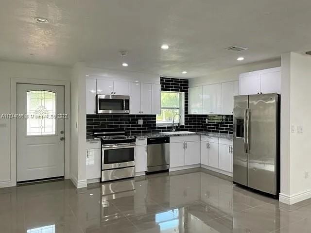 961 Nw 200th St #NA - Photo 5 of 13