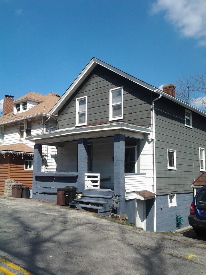 70 Glenbury St #NA - Photo 2 of 6