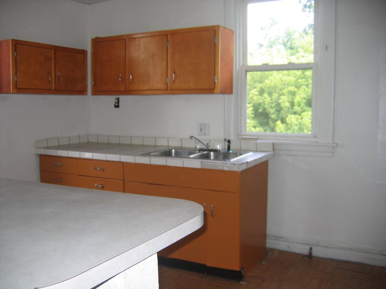 70 Glenbury St #NA - Photo 6 of 6