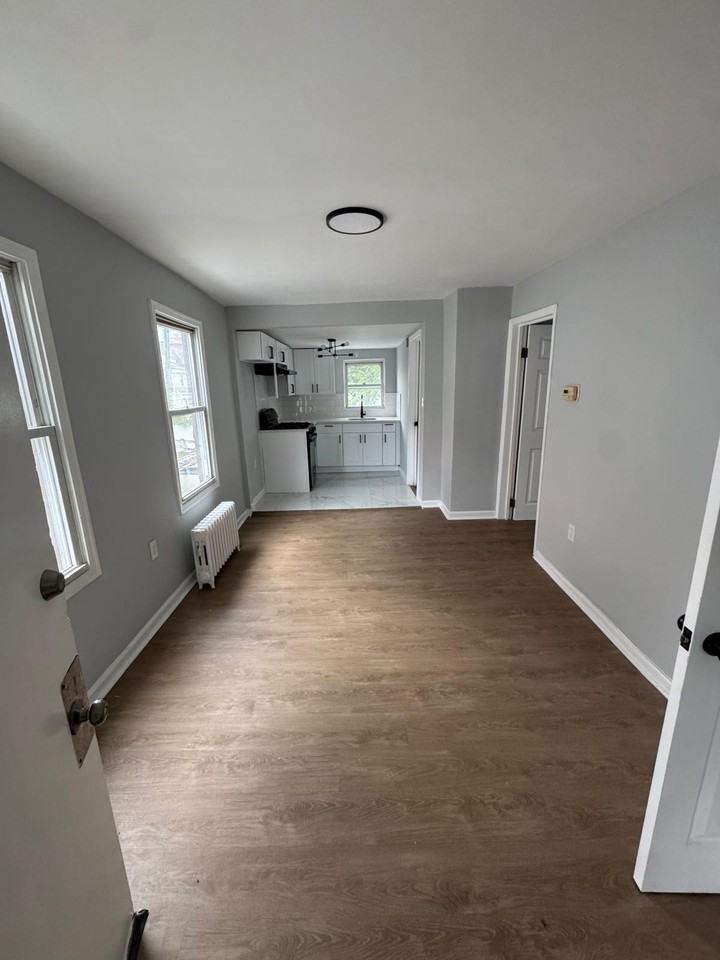 448 Springdale Ave #3 - Photo 5 of 6