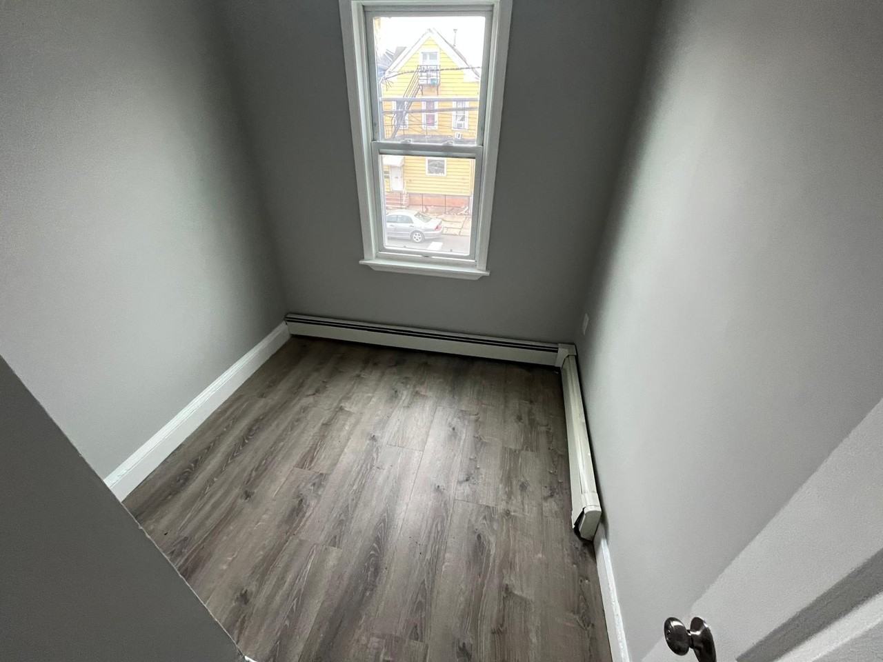 129 S Park St #1 - Photo 5 of 8