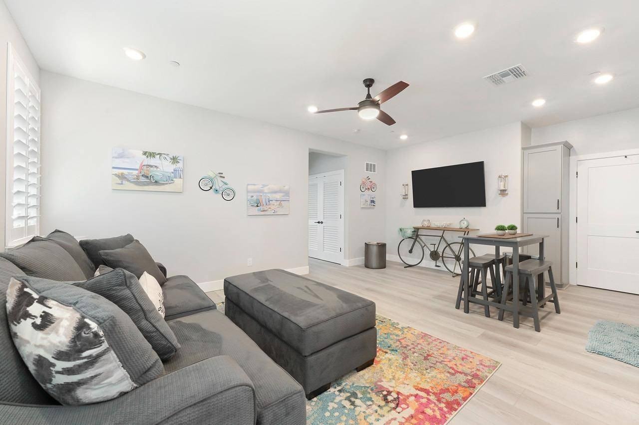 2276 Ranch View Dr #NA - Photo 4 of 13