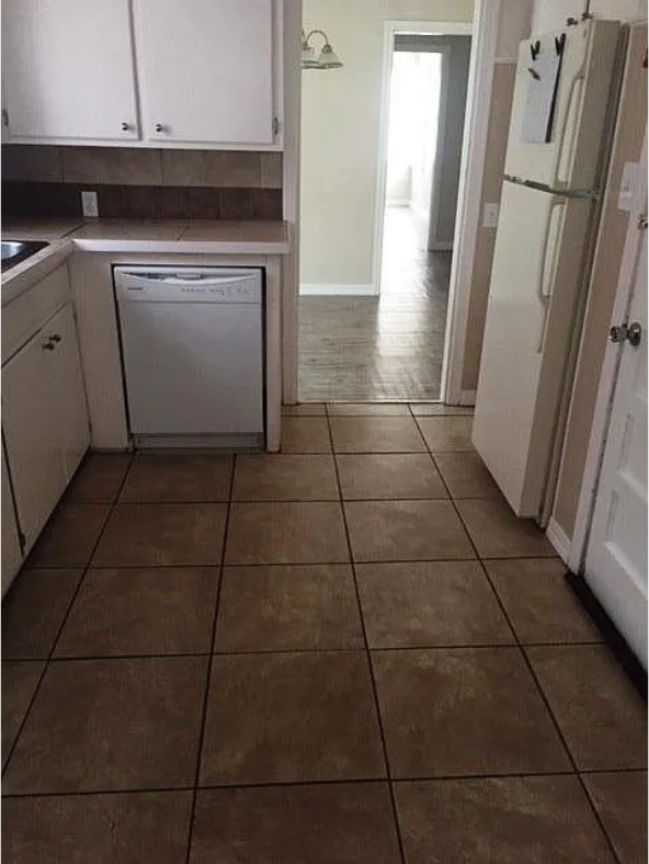 2606 42nd St #NA - Photo 2 of 15