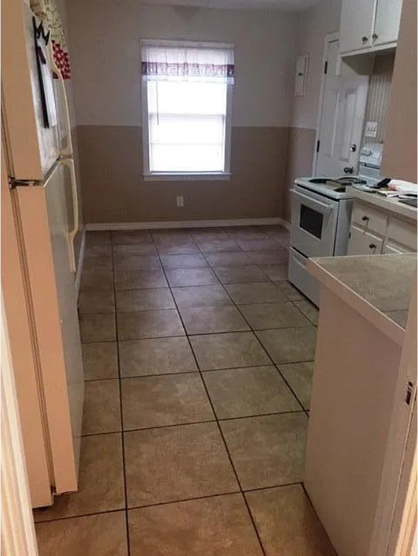 2606 42nd St #NA - Photo 5 of 15