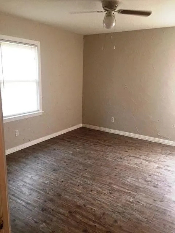 2606 42nd St #NA - Photo 7 of 15