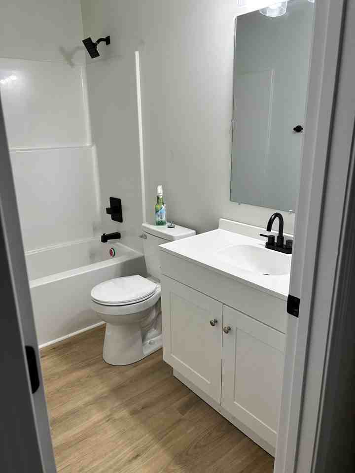 32 Virginia Ave #2 - Photo 2 of 14