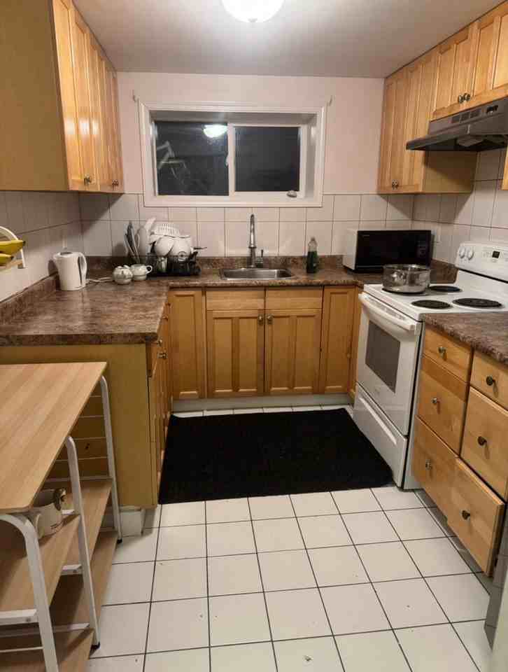 W 8th Ave - Photo 3 of 9