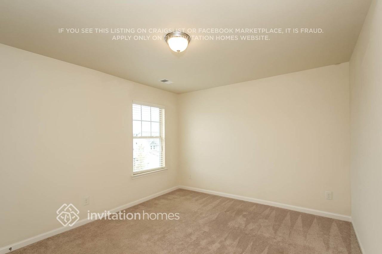 384 Easley Dr - Photo 7 of 11