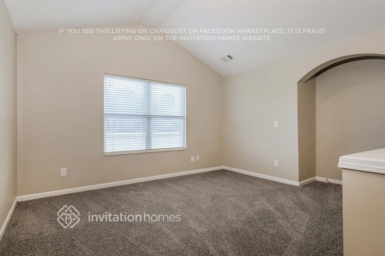 4319 Rainer Dr - Photo 7 of 10