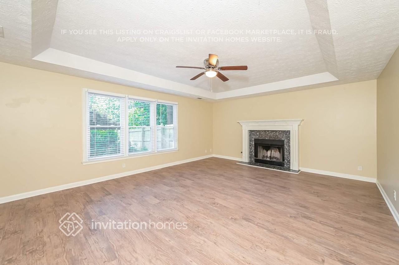 2270 Springer Walk - Photo 4 of 18