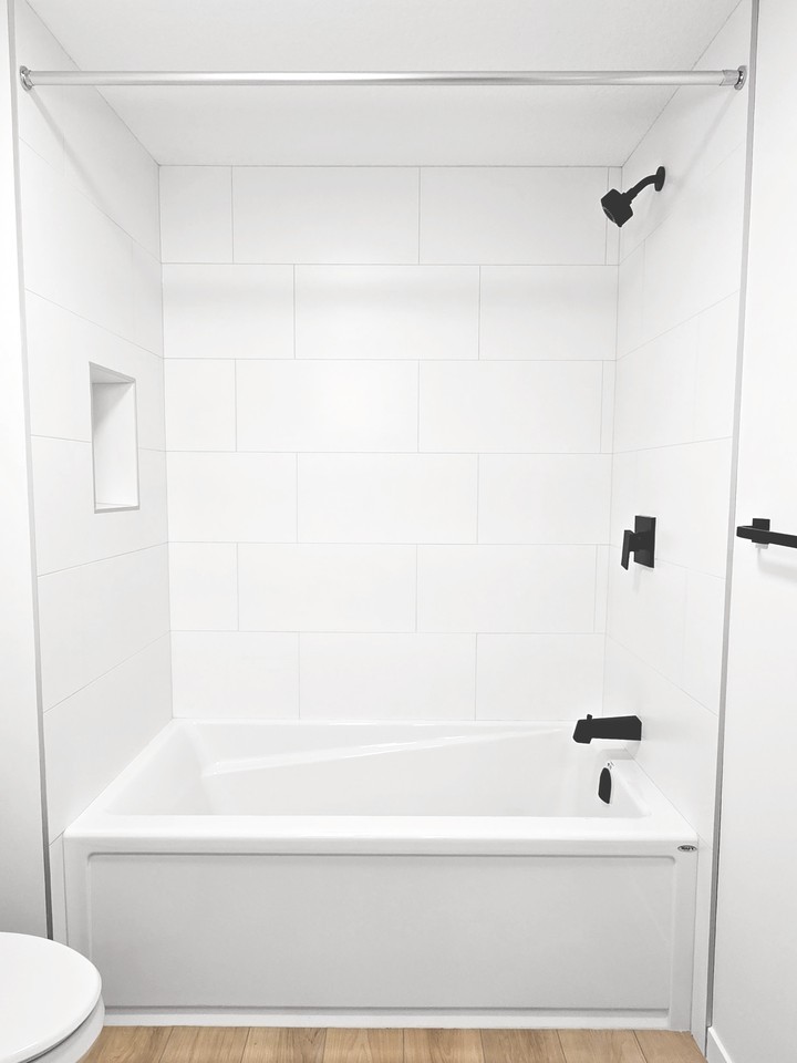 10050 115 Ave Nw Bsmt #10050BS - Photo 4 of 12