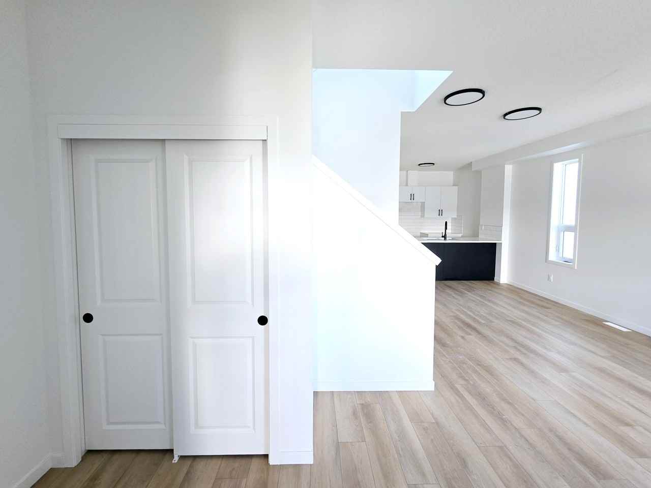 11633 88 Street NW - Photo 3 of 20