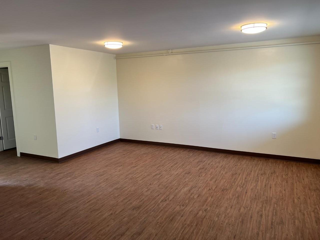 Elm Estates - Photo 7 of 30