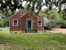 featured image of 3652 Roundhill Ave Nw