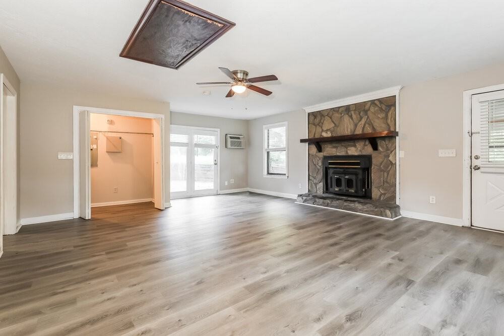 114 Valley Rd - Photo 6 of 17