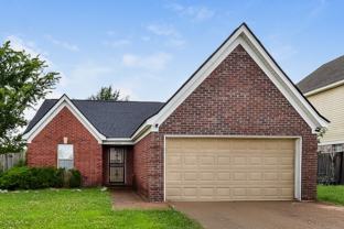 4540 Longtree Ave - Photo 1 of 1