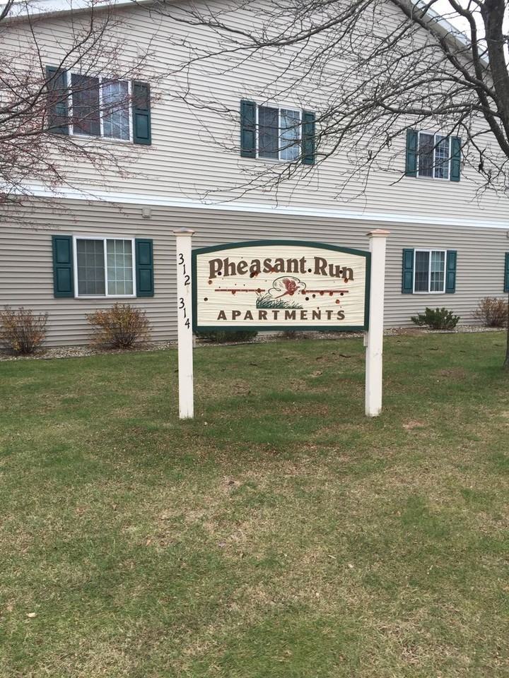 Pheasant Run Apartments - Photo 2 of 11