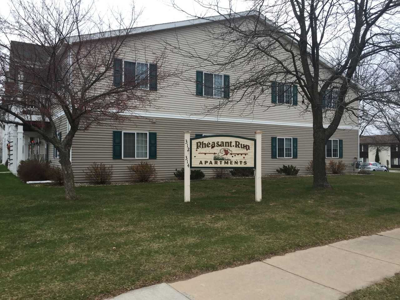 Pheasant Run Apartments - Photo 3 of 11